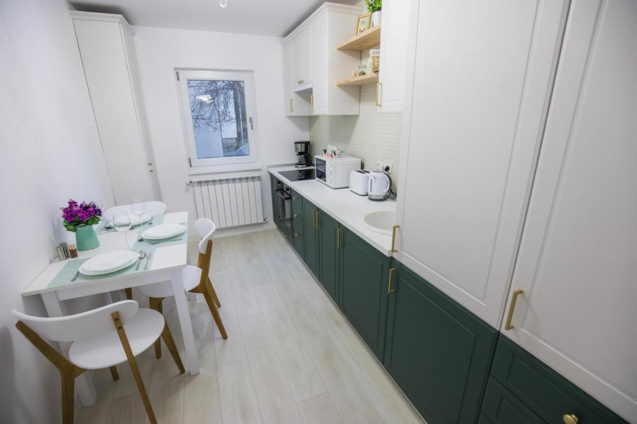 Ego Deluxe Apartment - Central Location Sibiu Exteriör bild